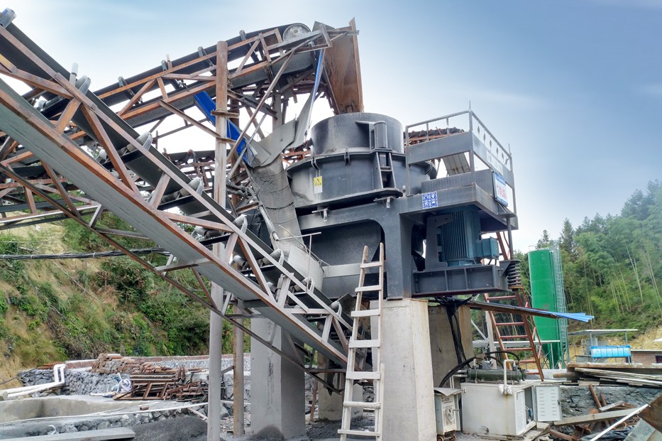 福建三明時(shí)產(chǎn)150-200噸石英石制砂生產(chǎn)線成套設(shè)備