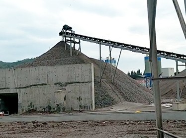 長(zhǎng)石制砂機(jī)/長(zhǎng)石制砂生產(chǎn)線/長(zhǎng)石制砂成套設(shè)備