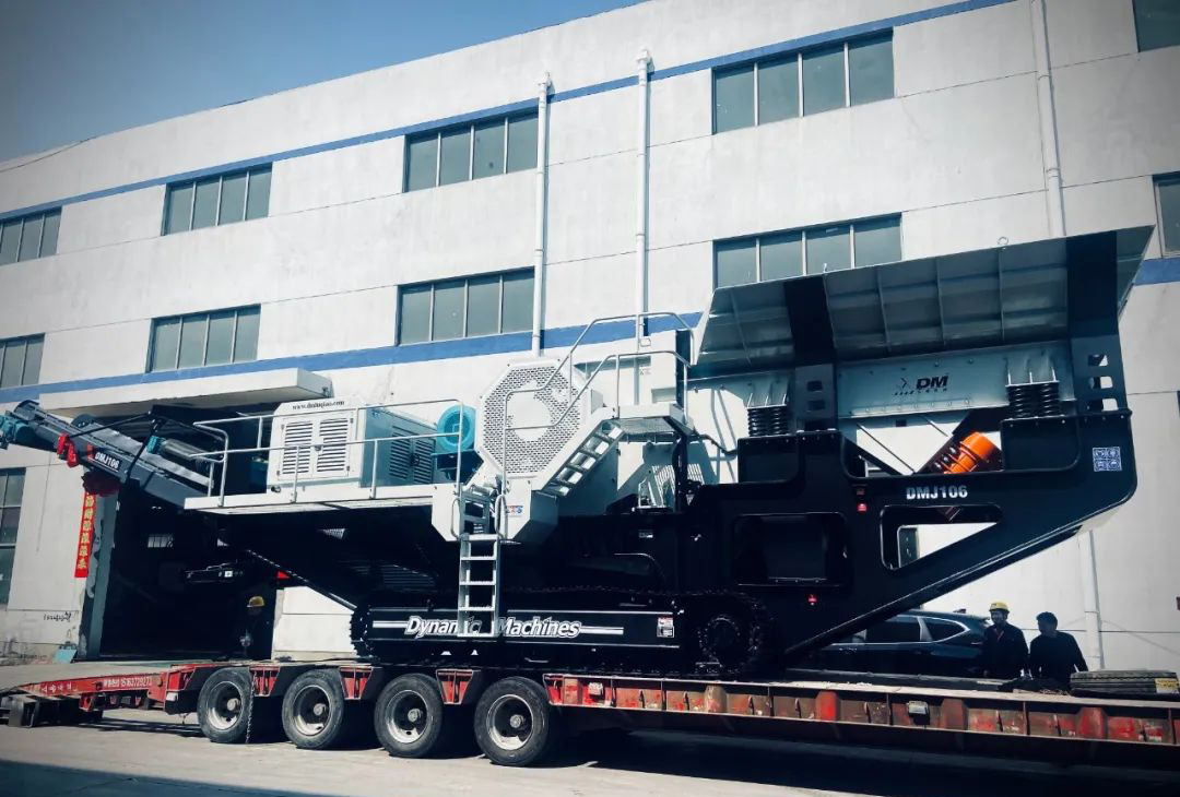 發(fā)貨中 | 上海東蒙DMJ106履帶移動(dòng)顎式破碎站火速發(fā)往客戶前方，助力客戶砂石骨料項(xiàng)目